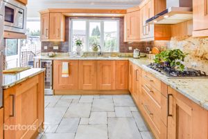 Photo 11- click for photo gallery